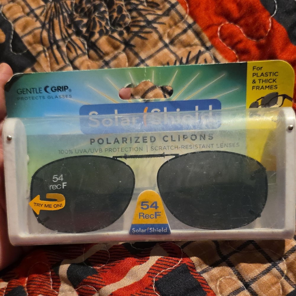 Solar Shield Polarized Clip-On Sunglasses 54 Rec F